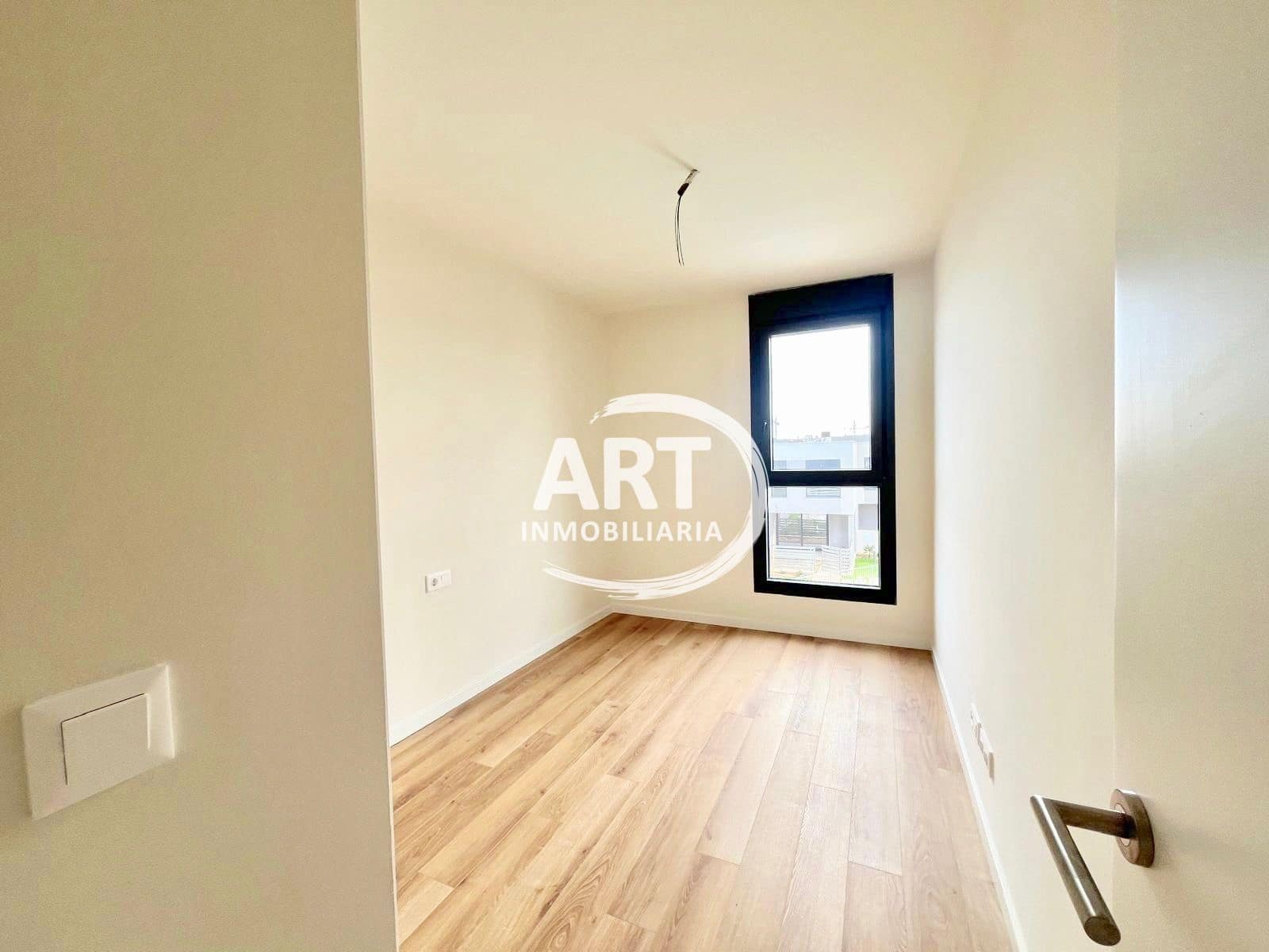 4 camera da letto Villetta Bifamiliare da affittare in San Antonio de Benageber con piscina garage - 2.650 € (Rif: 9451511)