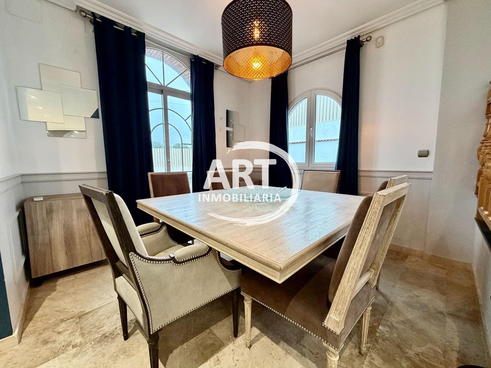 Chalet de 5 habitaciones en Bétera en alquiler con piscina garaje - 3.000 € (Ref: 9461114)