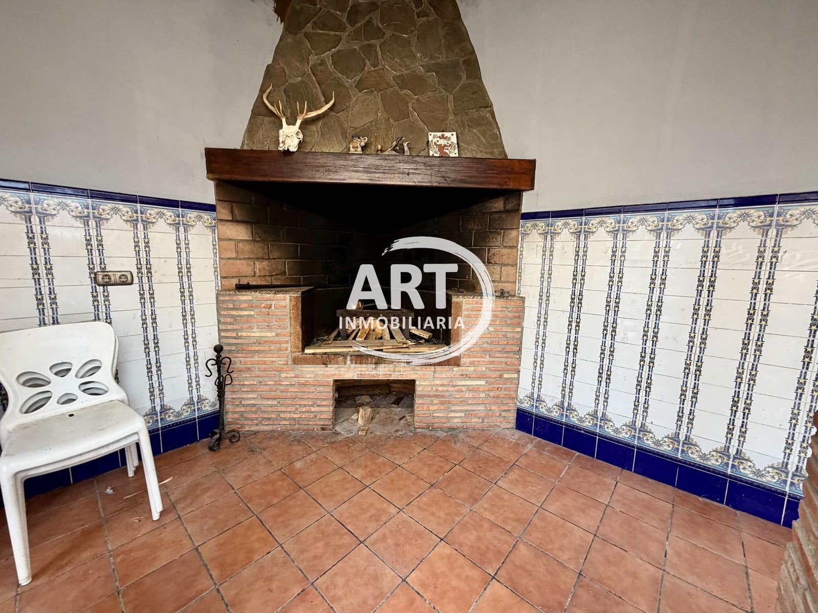 Chalet de 5 habitaciones en Bétera en alquiler con piscina garaje - 3.000 € (Ref: 9461114)
