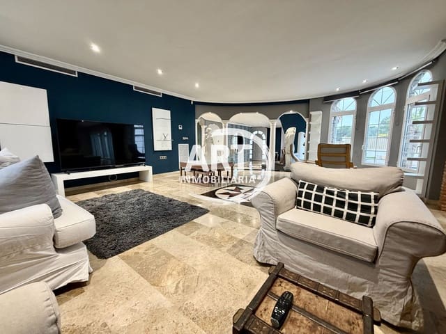 Chalet de 5 habitaciones en Bétera en alquiler con piscina garaje - 3.000 € (Ref: 9461114)