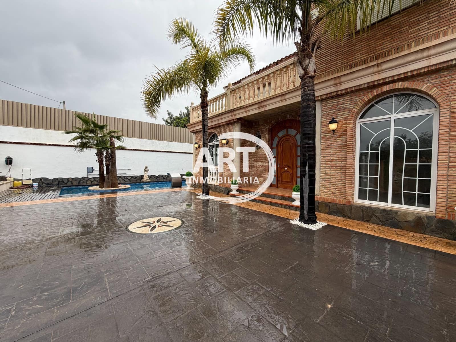 Chalet de 5 habitaciones en Bétera en alquiler con piscina garaje - 3.000 € (Ref: 9461114)