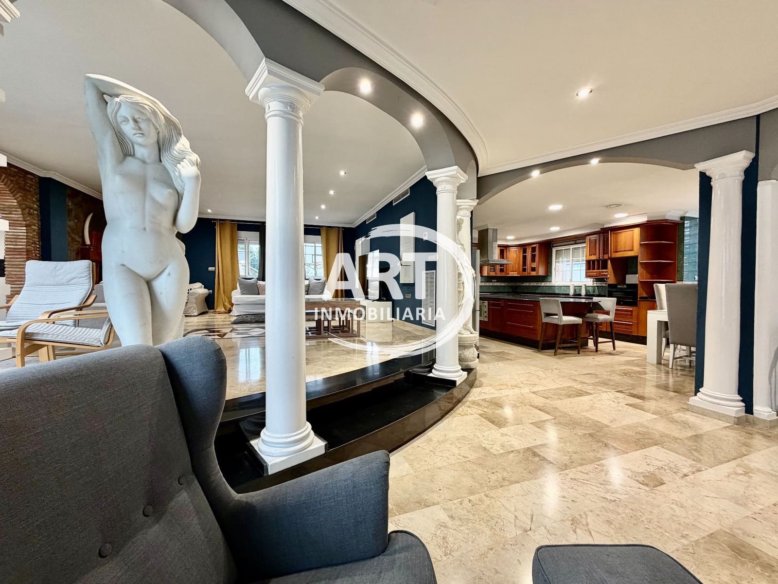 Chalet de 5 habitaciones en Bétera en alquiler con piscina garaje - 3.000 € (Ref: 9461114)