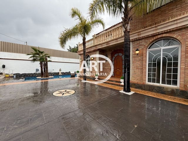 Chalet de 5 habitaciones en Bétera en alquiler con piscina garaje - 3.000 € (Ref: 9461114)