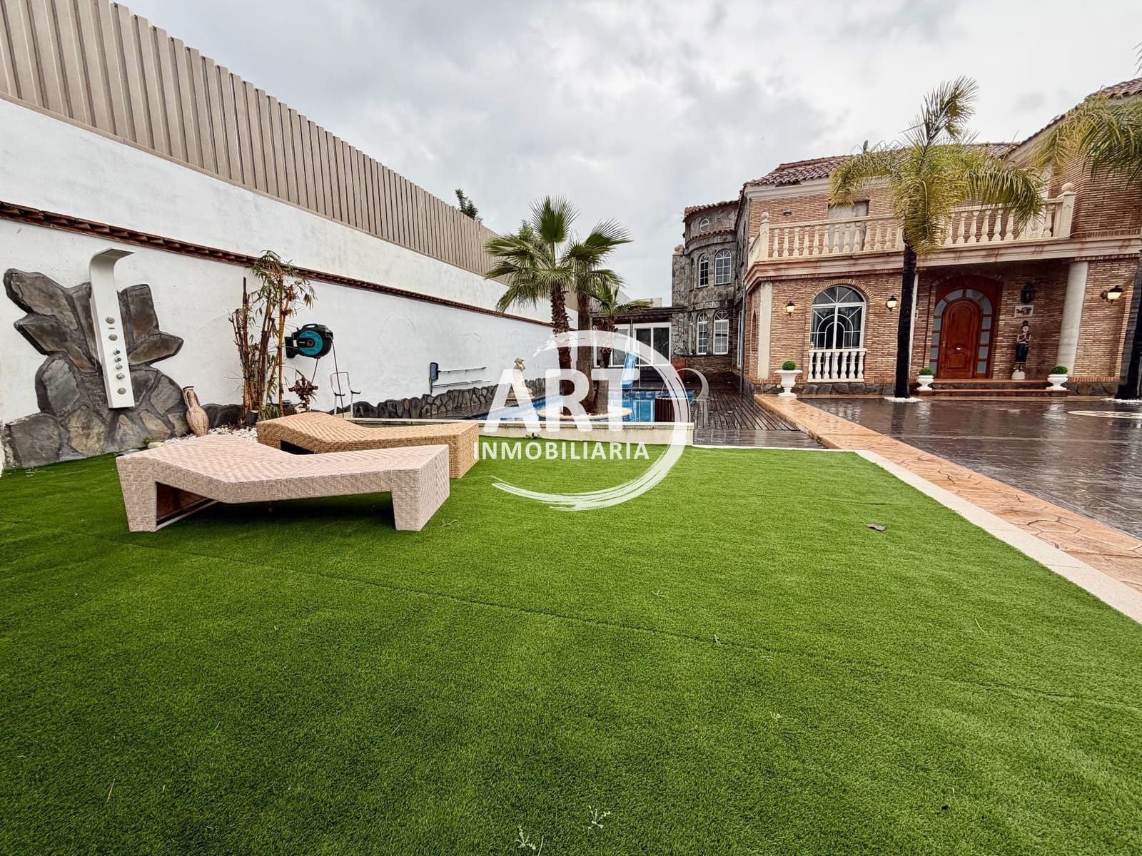 Chalet de 5 habitaciones en Bétera en alquiler con piscina garaje - 3.000 € (Ref: 9461114)