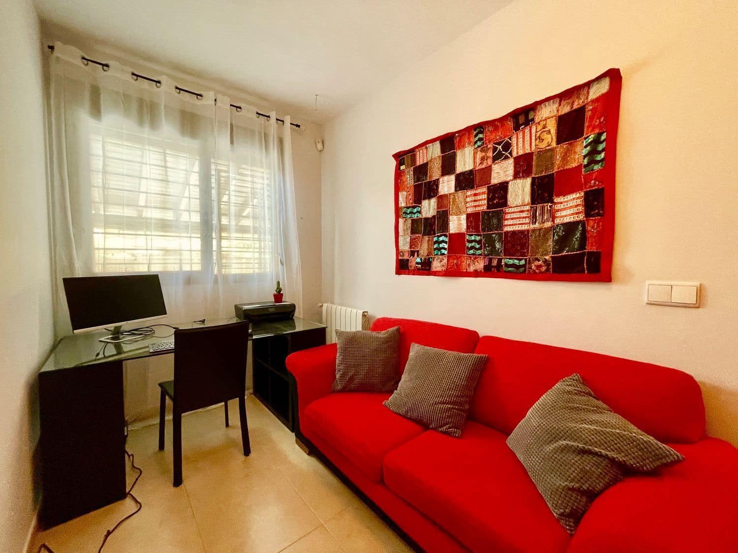 4 soverom Kjedet enebolig til leie i San Antonio de Benageber med svømmebasseng garasje - € 2 200 (Ref: 9473823)