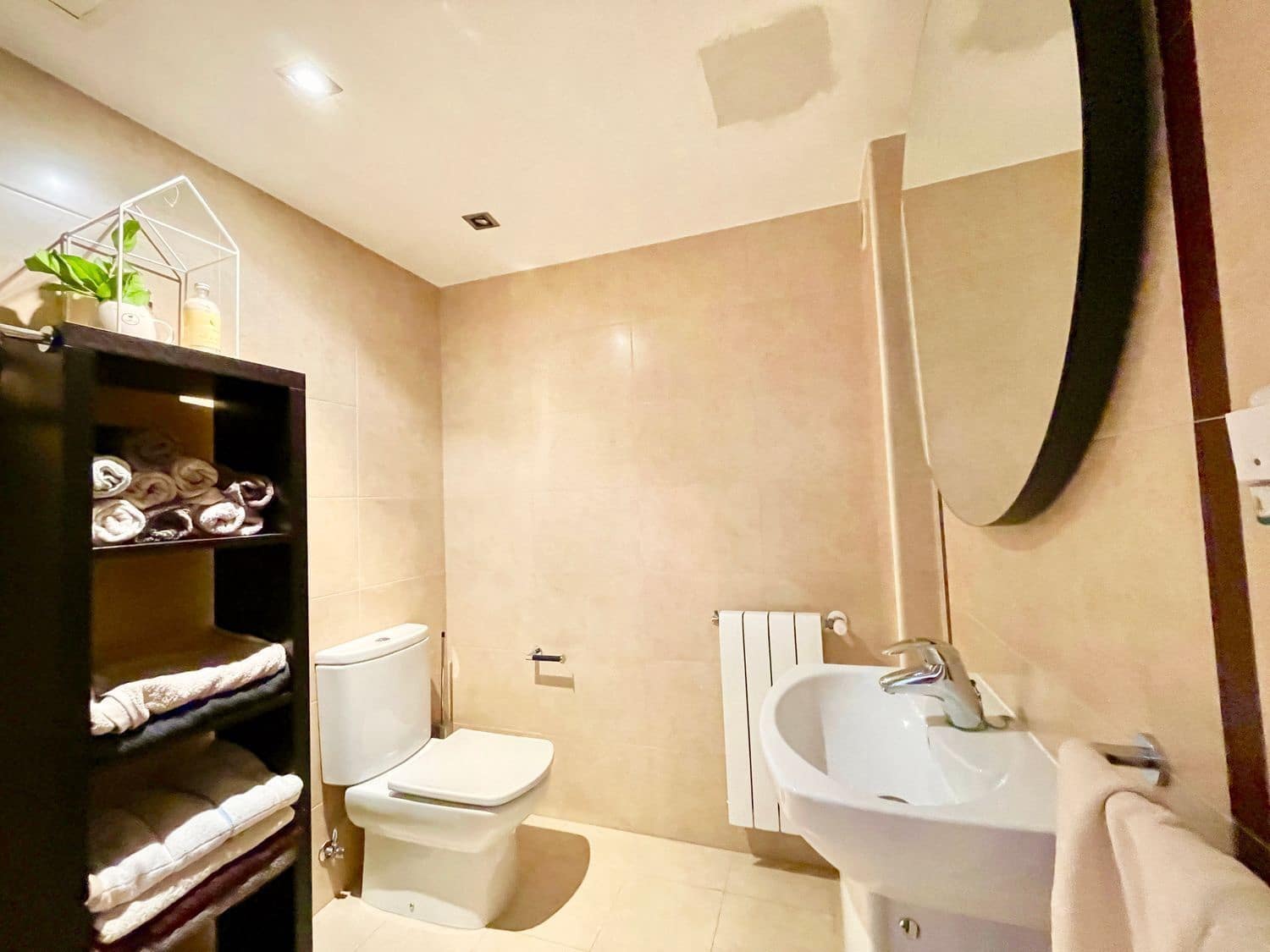 4 soverom Kjedet enebolig til leie i San Antonio de Benageber med svømmebasseng garasje - € 2 200 (Ref: 9473823)