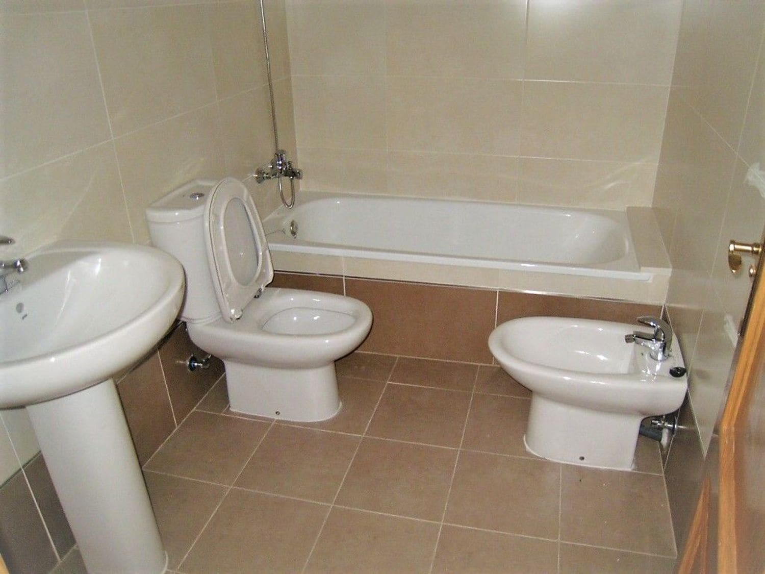 4 sypialnia Dom blizniak do wynajęcia w San Antonio de Benageber z basenem garażem - 1 900 € (Ref: 9483426)