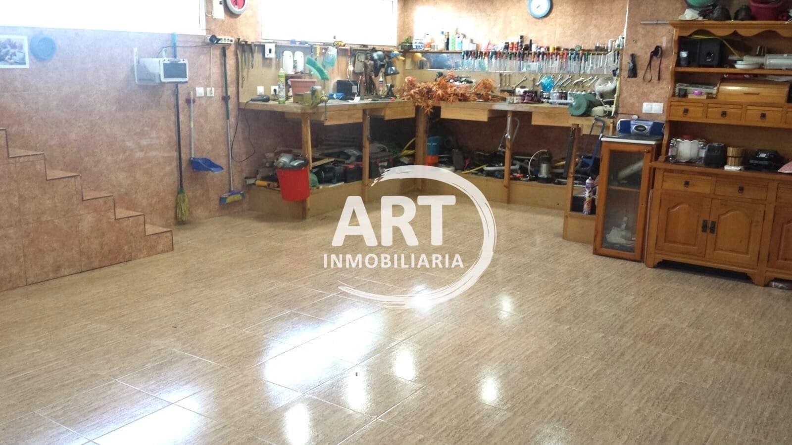 4 makuuhuone Huvila myytävänä paikassa Picassent - 850 000 € (Ref: 9496856)