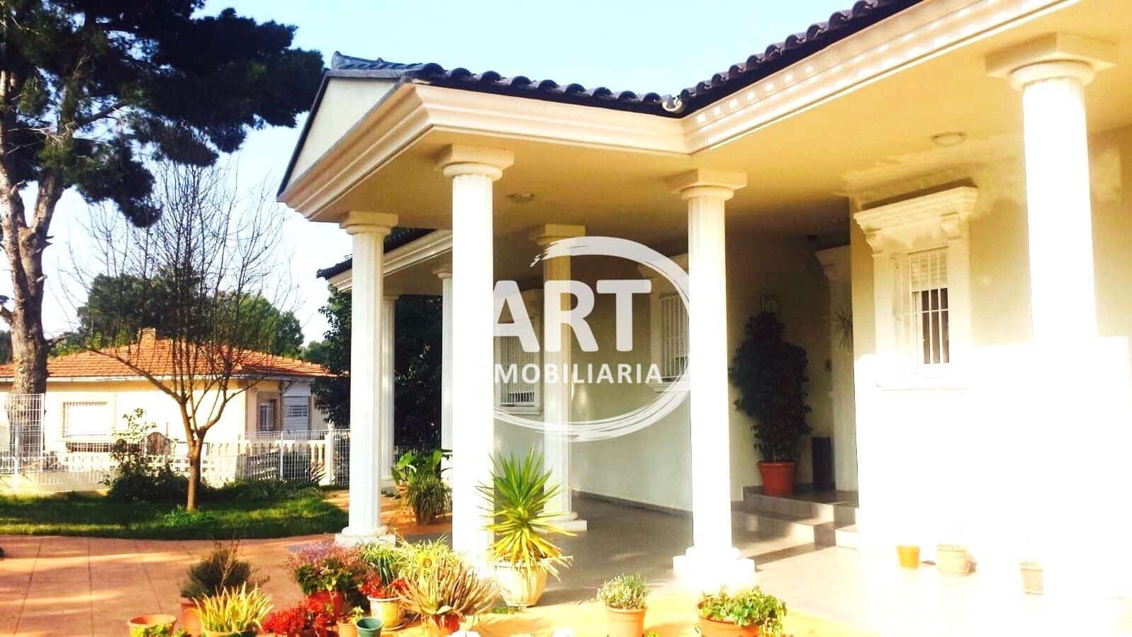 4 makuuhuone Huvila myytävänä paikassa Picassent - 850 000 € (Ref: 9496856)