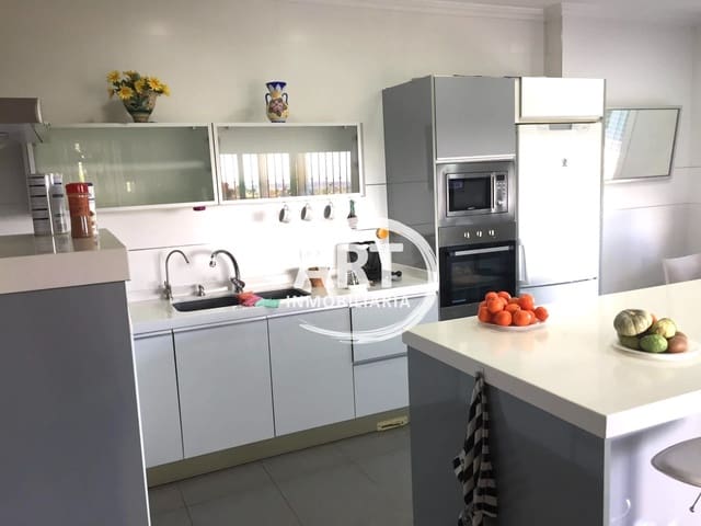 4 makuuhuone Huvila myytävänä paikassa Picassent - 850 000 € (Ref: 9496856)