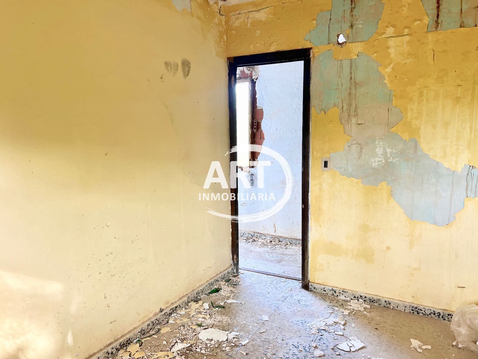 Chalet de 5 habitaciones en Riba-roja de Túria en venta - 98.000 € (Ref: 9496857)