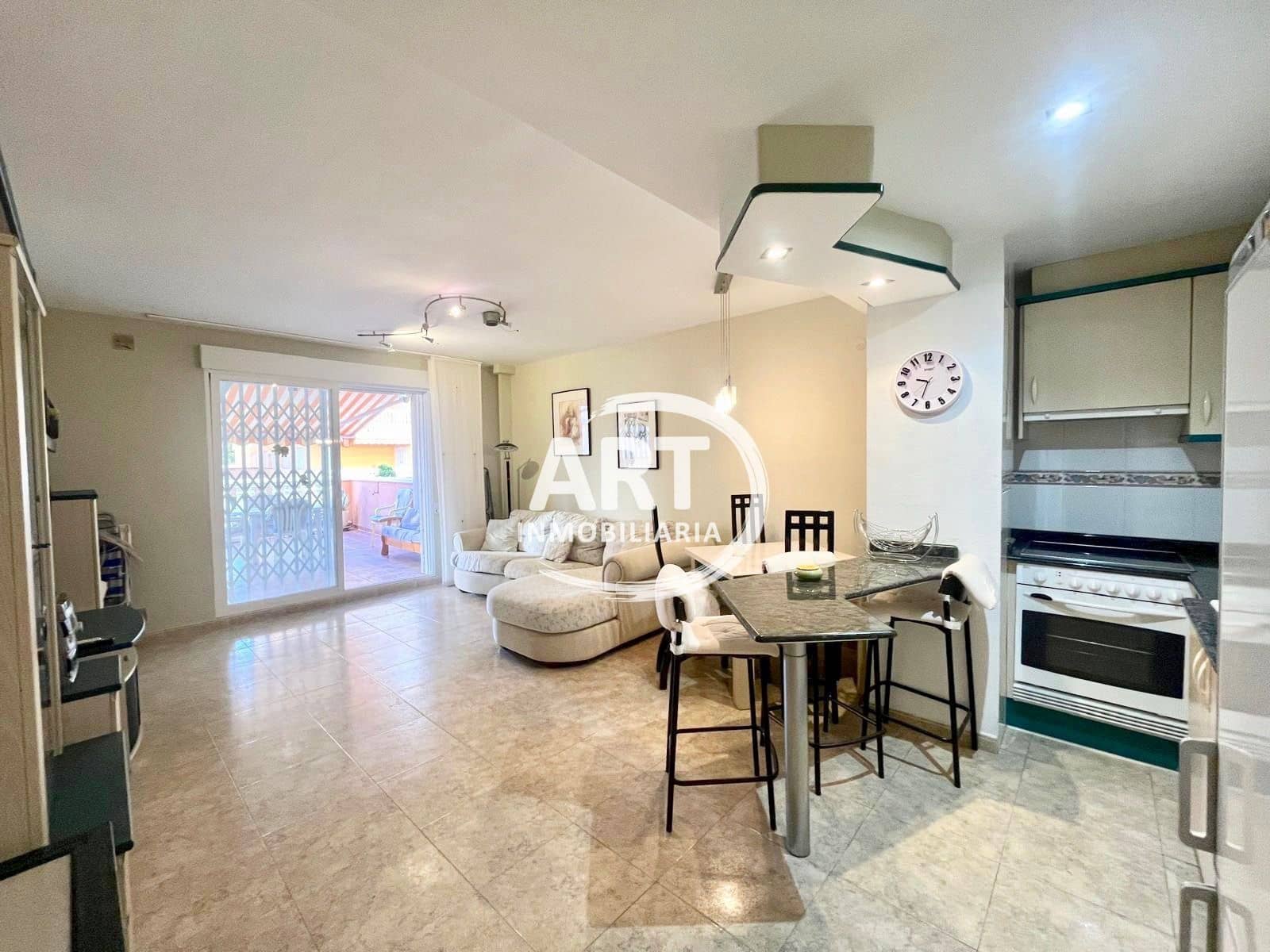 2 bedroom Apartment for sale in Moncofa with pool - € 190,000 (Ref: 9503839)