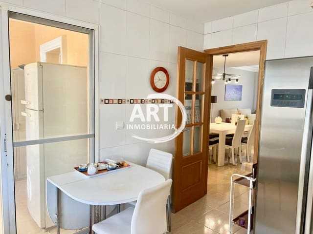 4 quarto Moradia Geminada para venda em Bétera com piscina garagem - 440 000 € (Ref: 9503840)