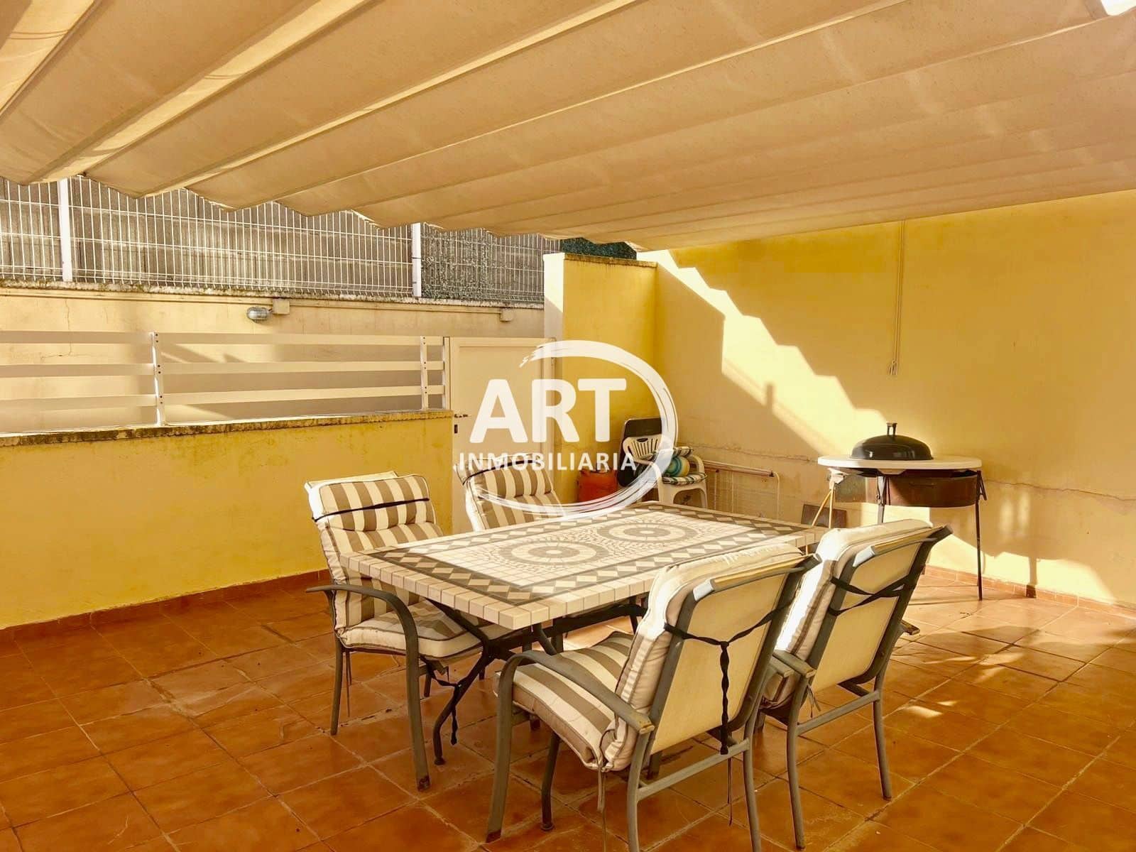 Pareado de 4 habitaciones en Bétera en venta con piscina garaje - 440.000 € (Ref: 9503840)