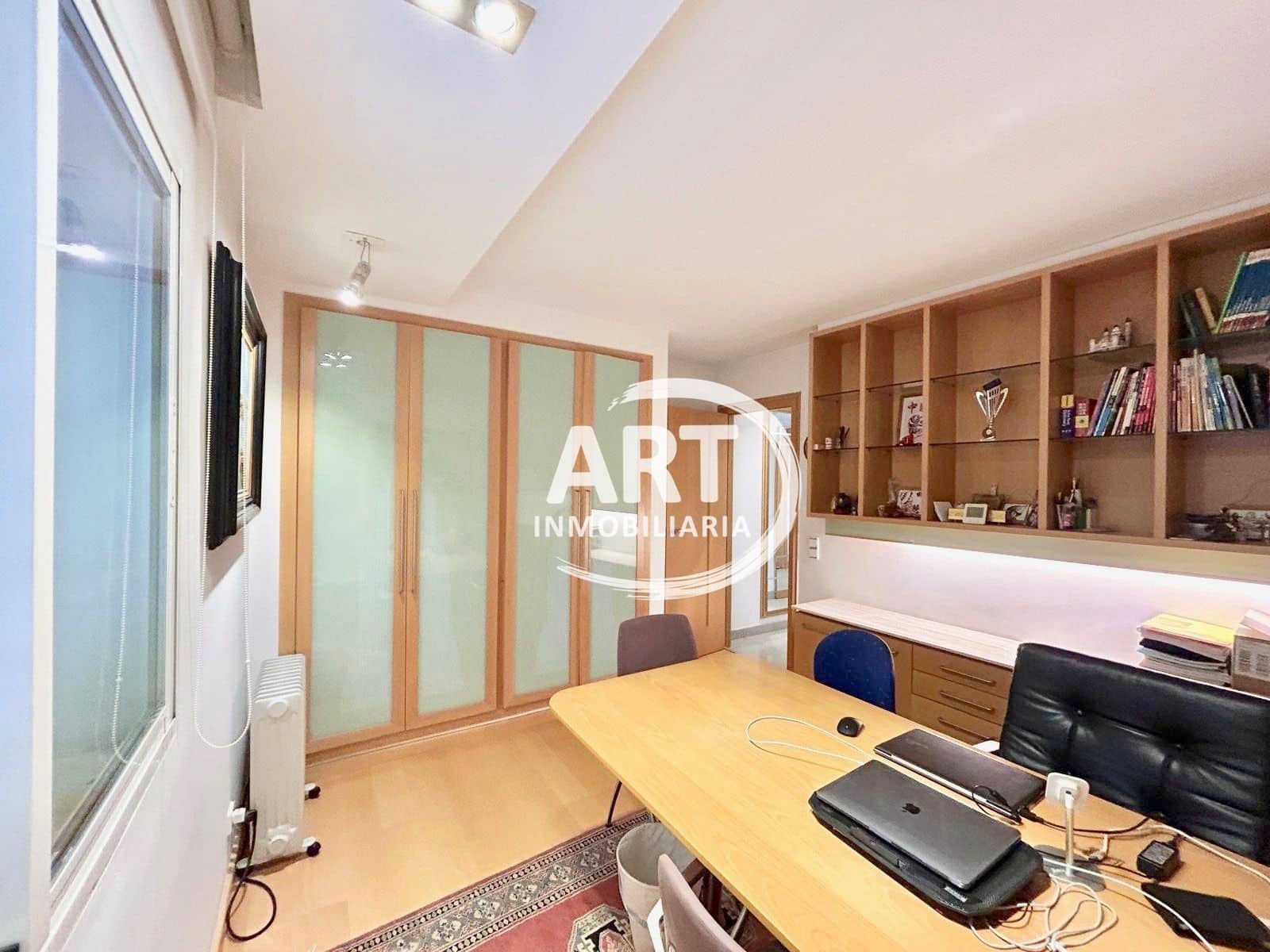 4 sypialnia Willa na sprzedaż w L'Eliana z basenem garażem - 785 000 € (Ref: 9512029)