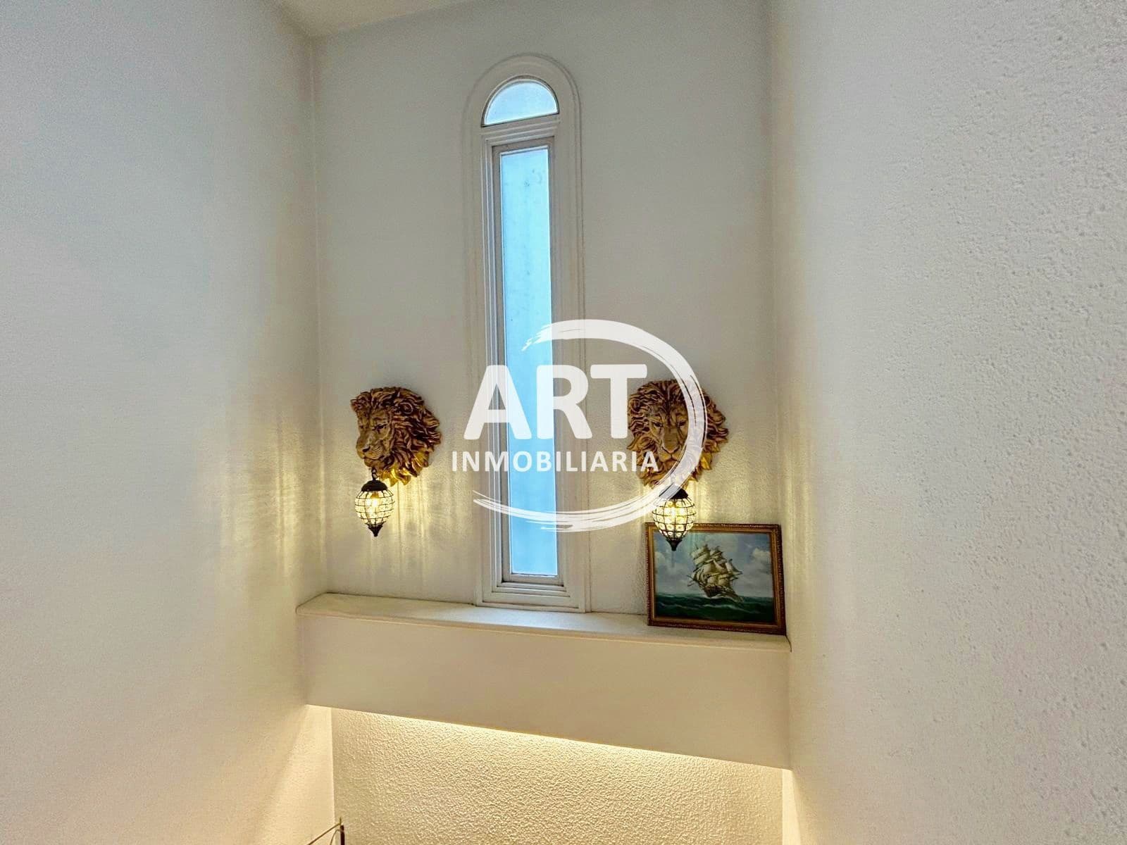 4 sypialnia Willa na sprzedaż w L'Eliana z basenem garażem - 785 000 € (Ref: 9512029)