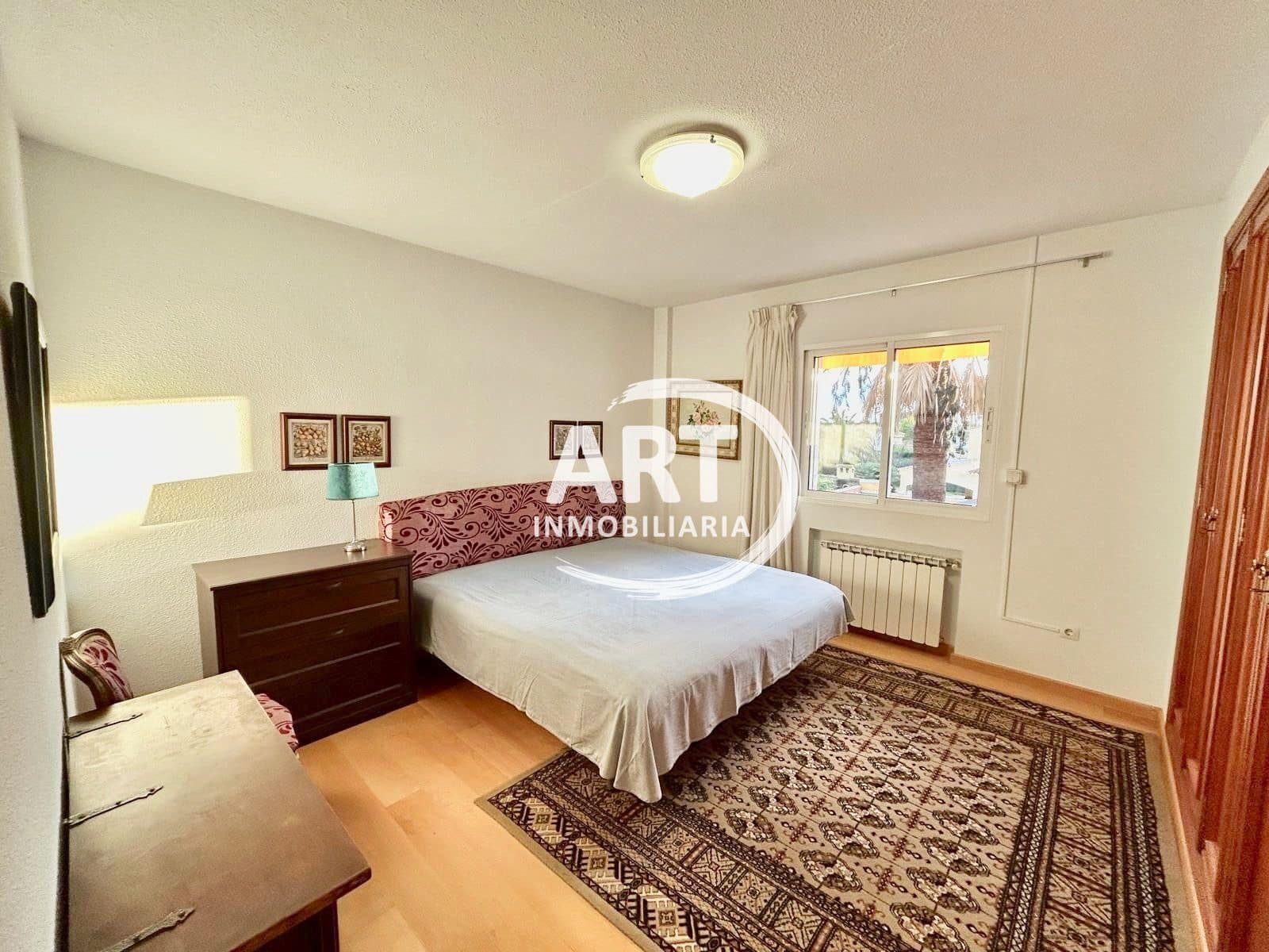 4 sypialnia Willa na sprzedaż w L'Eliana z basenem garażem - 785 000 € (Ref: 9512029)