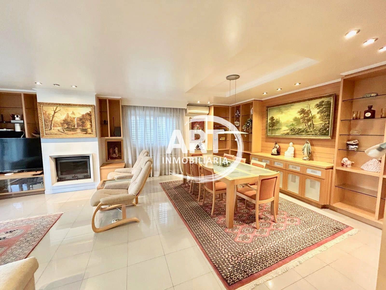 4 sypialnia Willa na sprzedaż w L'Eliana z basenem garażem - 785 000 € (Ref: 9512029)