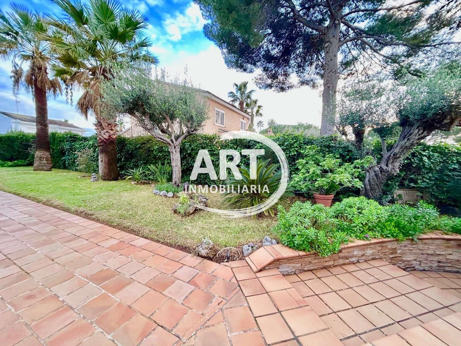 4 sypialnia Willa na sprzedaż w L'Eliana z basenem garażem - 785 000 € (Ref: 9512029)