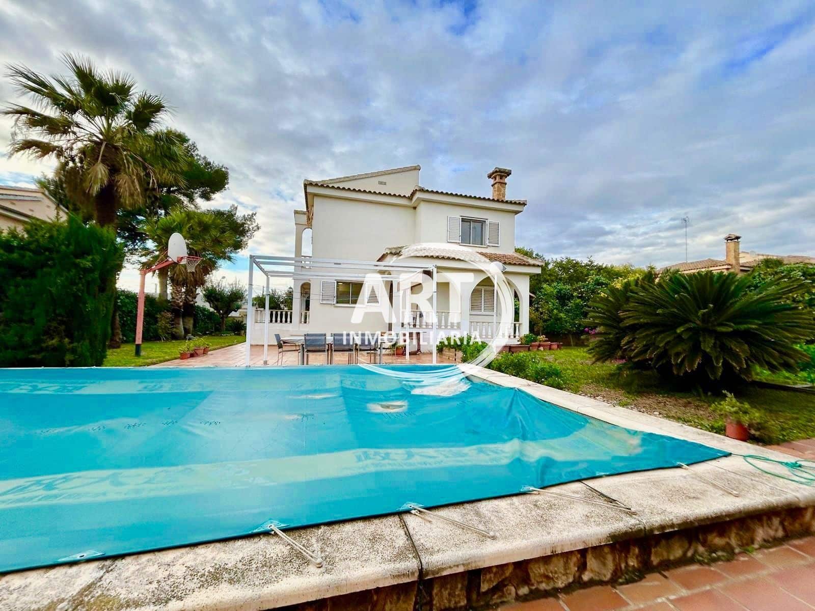 4 sypialnia Willa na sprzedaż w L'Eliana z basenem garażem - 785 000 € (Ref: 9512029)