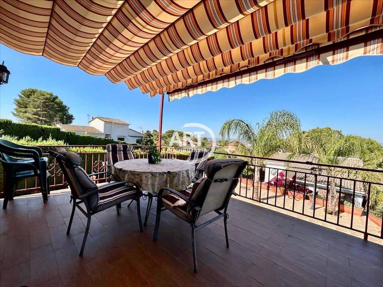 3 sypialnia Willa na sprzedaż w San Antonio de Benageber z basenem garażem - 399 000 € (Ref: 9523929)