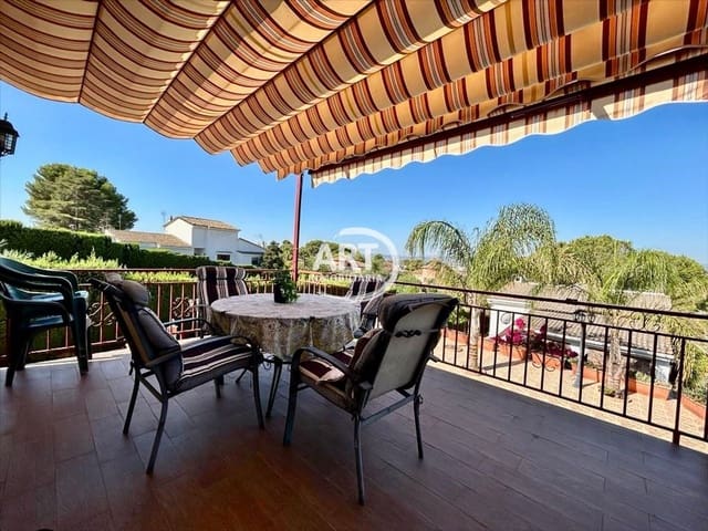 3 sypialnia Willa na sprzedaż w San Antonio de Benagéber z basenem garażem - 399 000 € (Ref: 9523929)