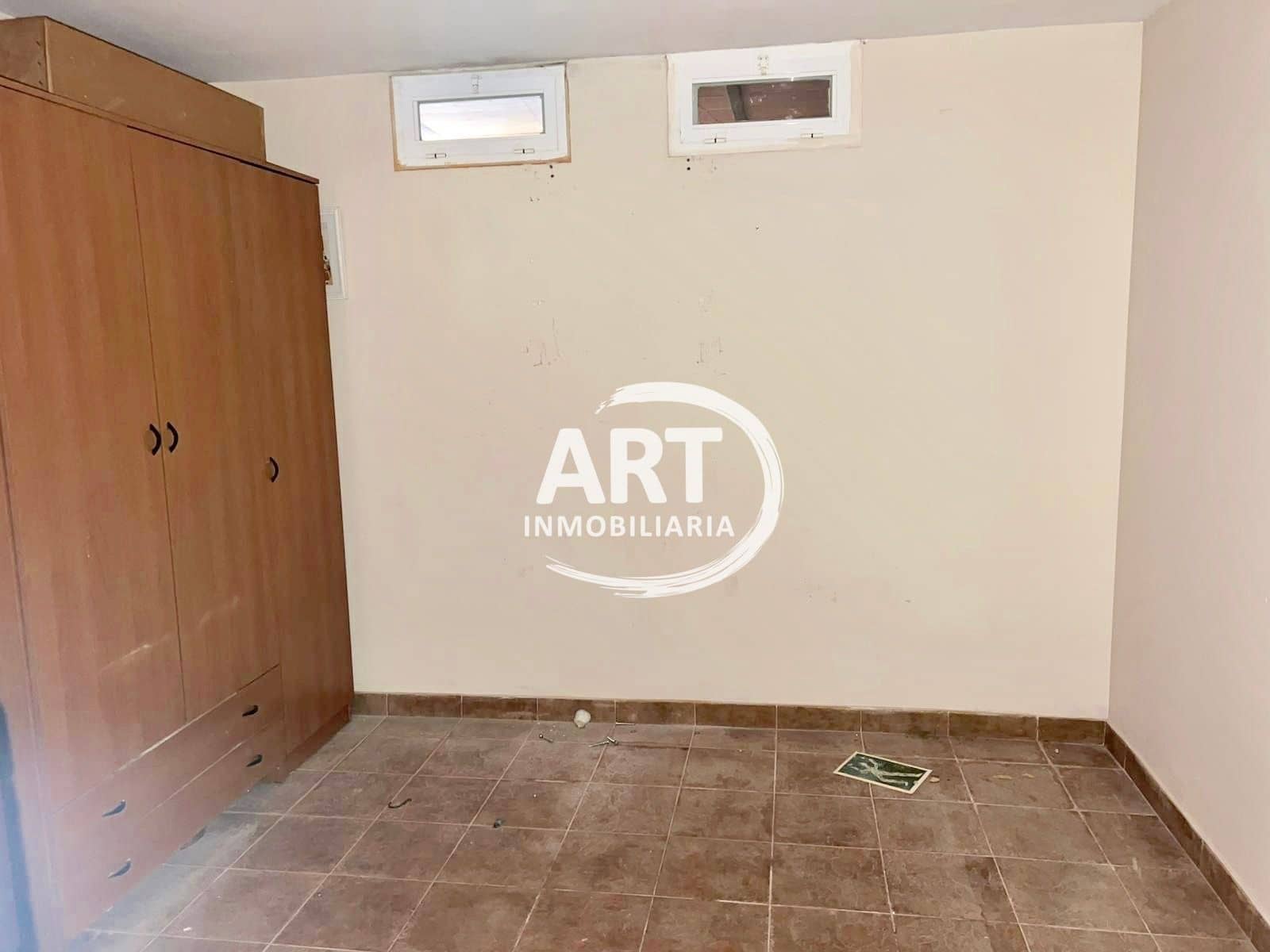 3 soveværelse Villa til salg i L'Eliana - € 350.000 (Ref: 9526120)