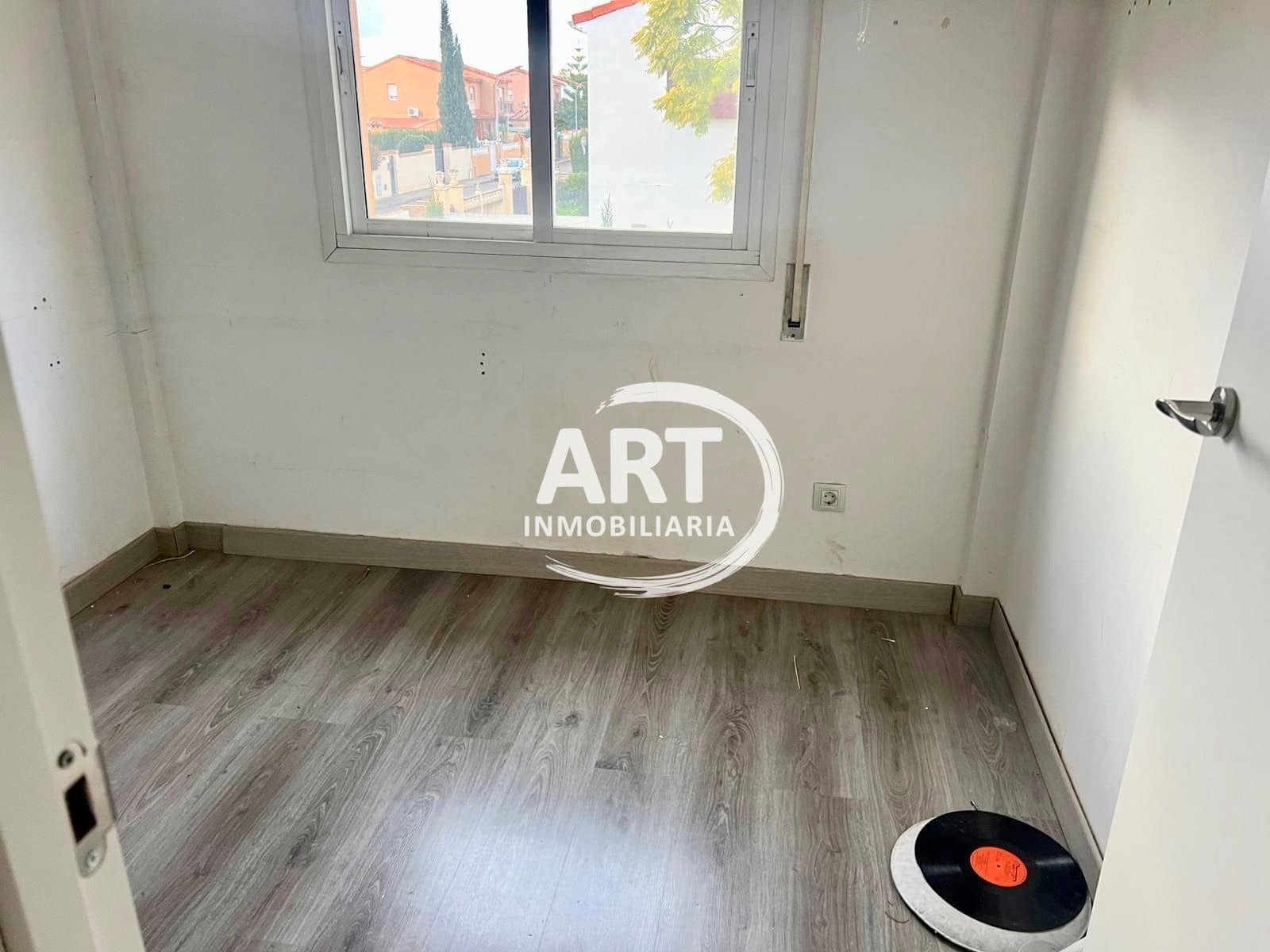 3 soveværelse Villa til salg i L'Eliana - € 350.000 (Ref: 9526120)