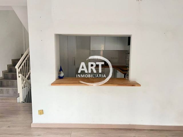 3 soveværelse Villa til salg i L'Eliana - € 350.000 (Ref: 9526120)