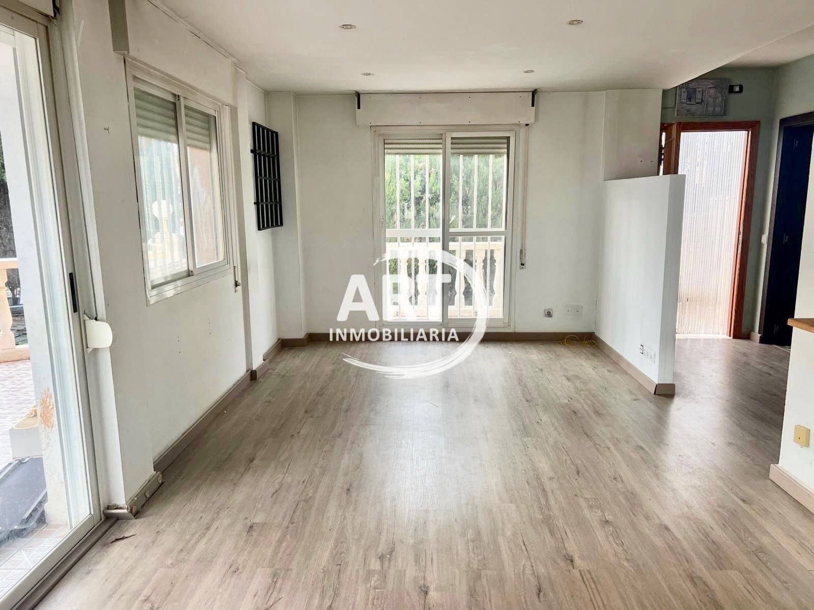 3 soveværelse Villa til salg i L'Eliana - € 350.000 (Ref: 9526120)