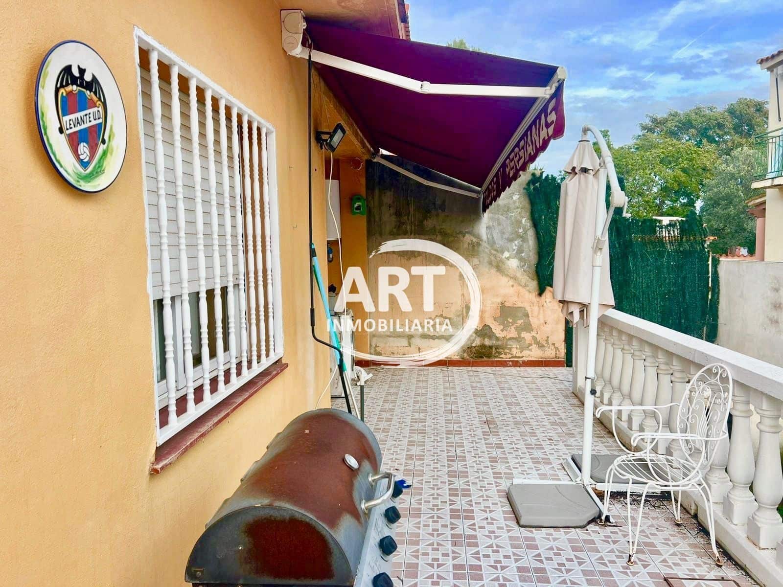 3 soveværelse Villa til salg i L'Eliana - € 350.000 (Ref: 9526120)