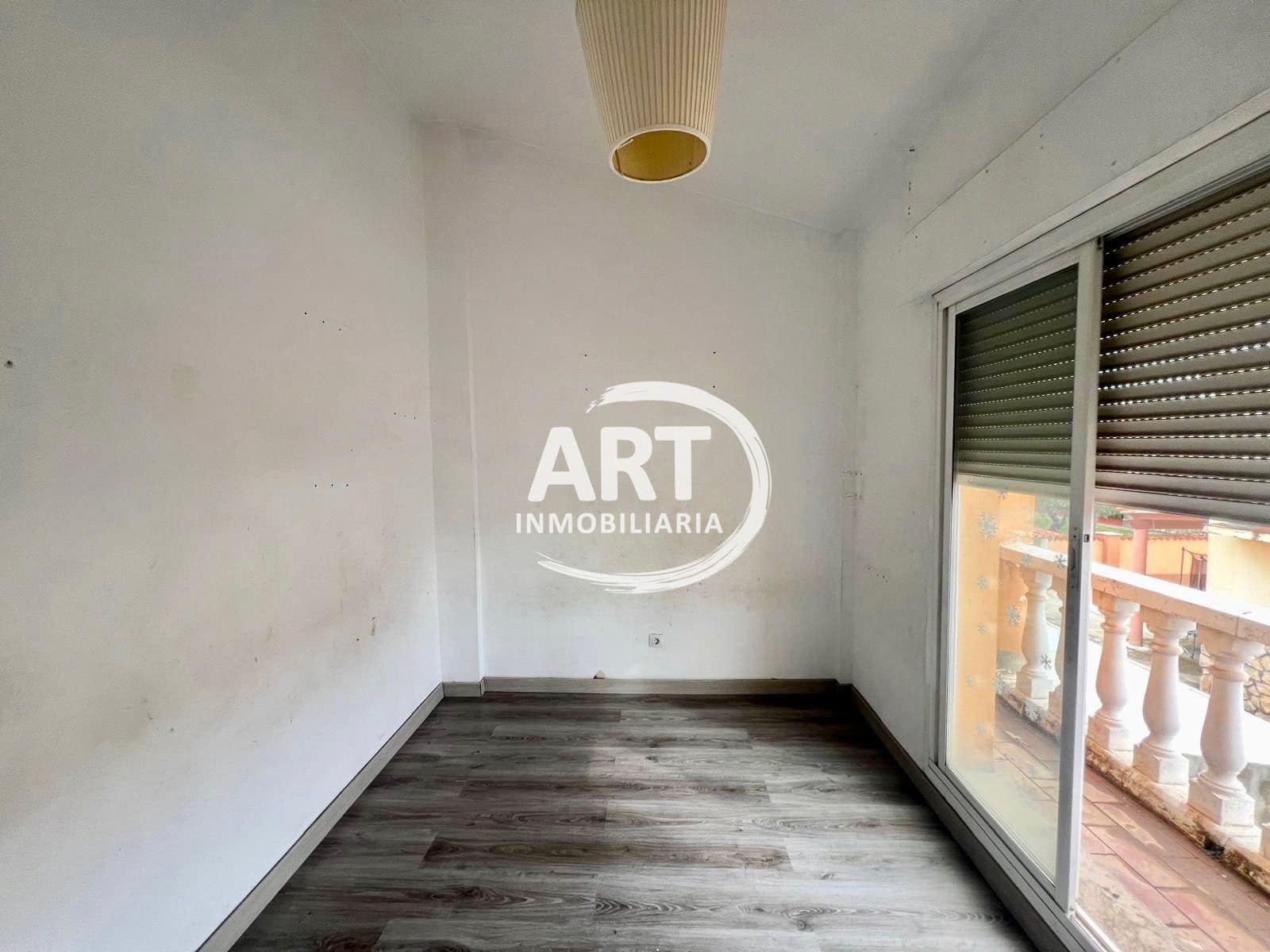 3 bedroom Villa for sale in L'Eliana - € 325,000 (Ref: 9526120)