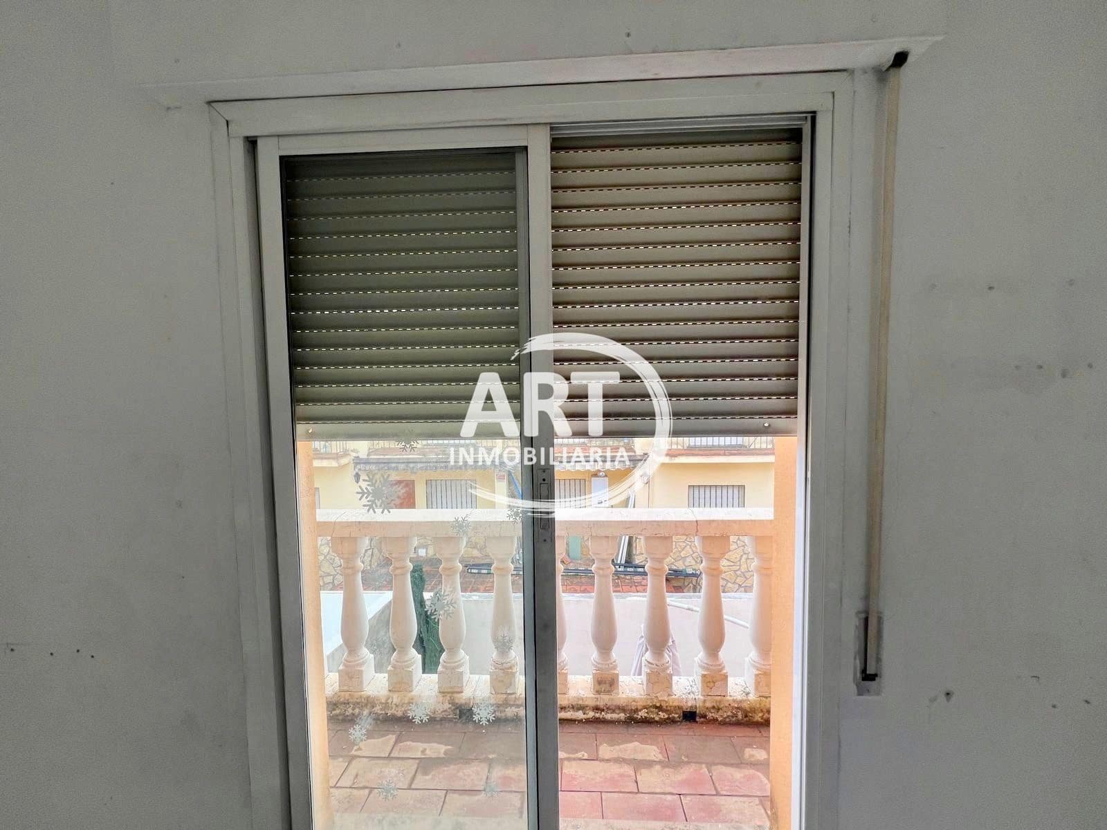 3 bedroom Villa for sale in L'Eliana - € 325,000 (Ref: 9526120)