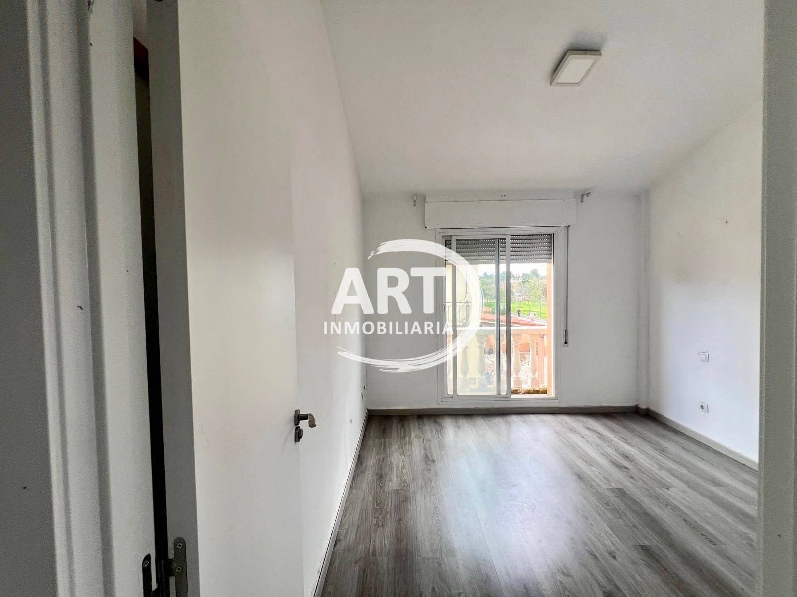 3 bedroom Villa for sale in L'Eliana - € 325,000 (Ref: 9526120)