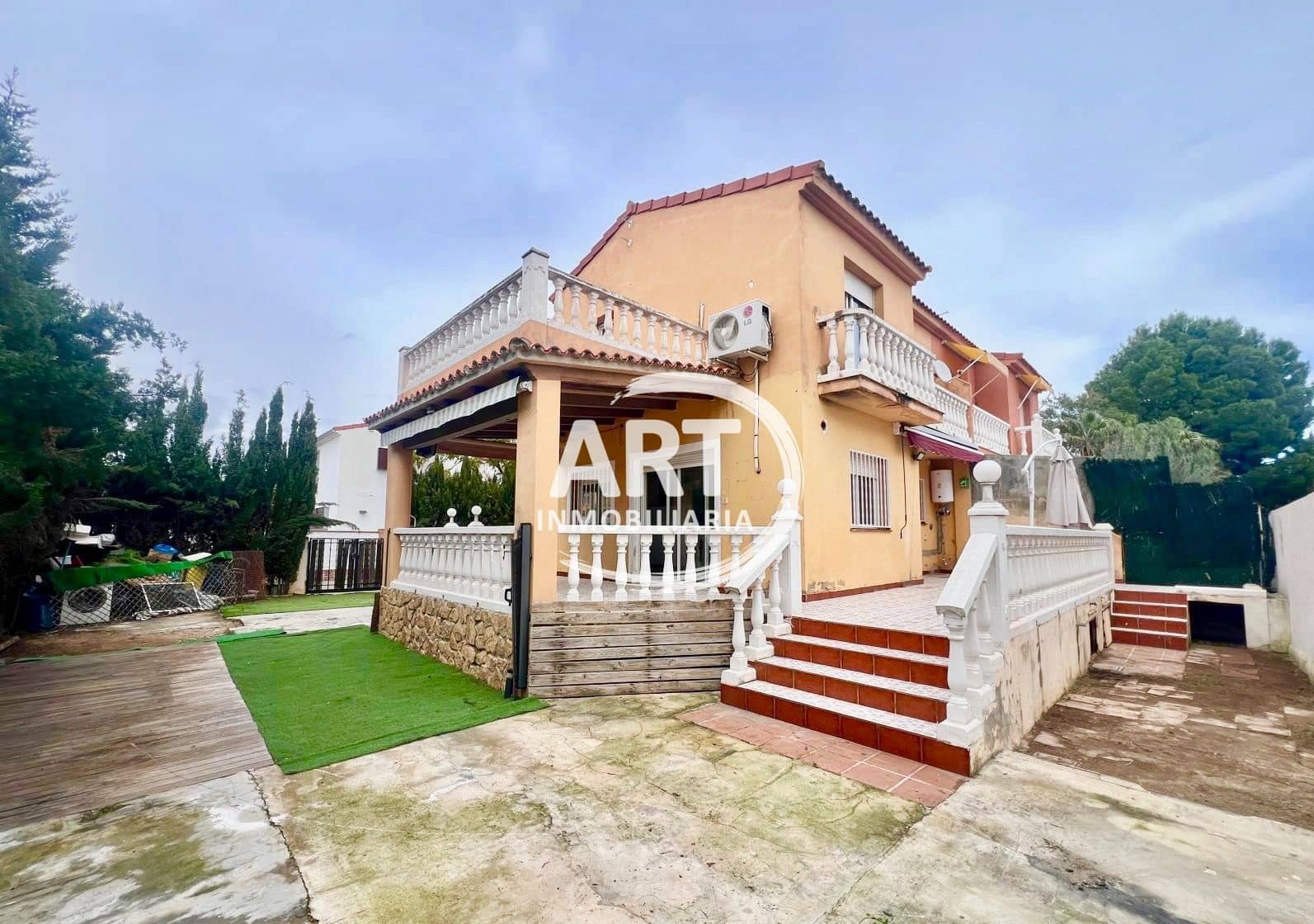 3 bedroom Villa for sale in L'Eliana - € 325,000 (Ref: 9526120)