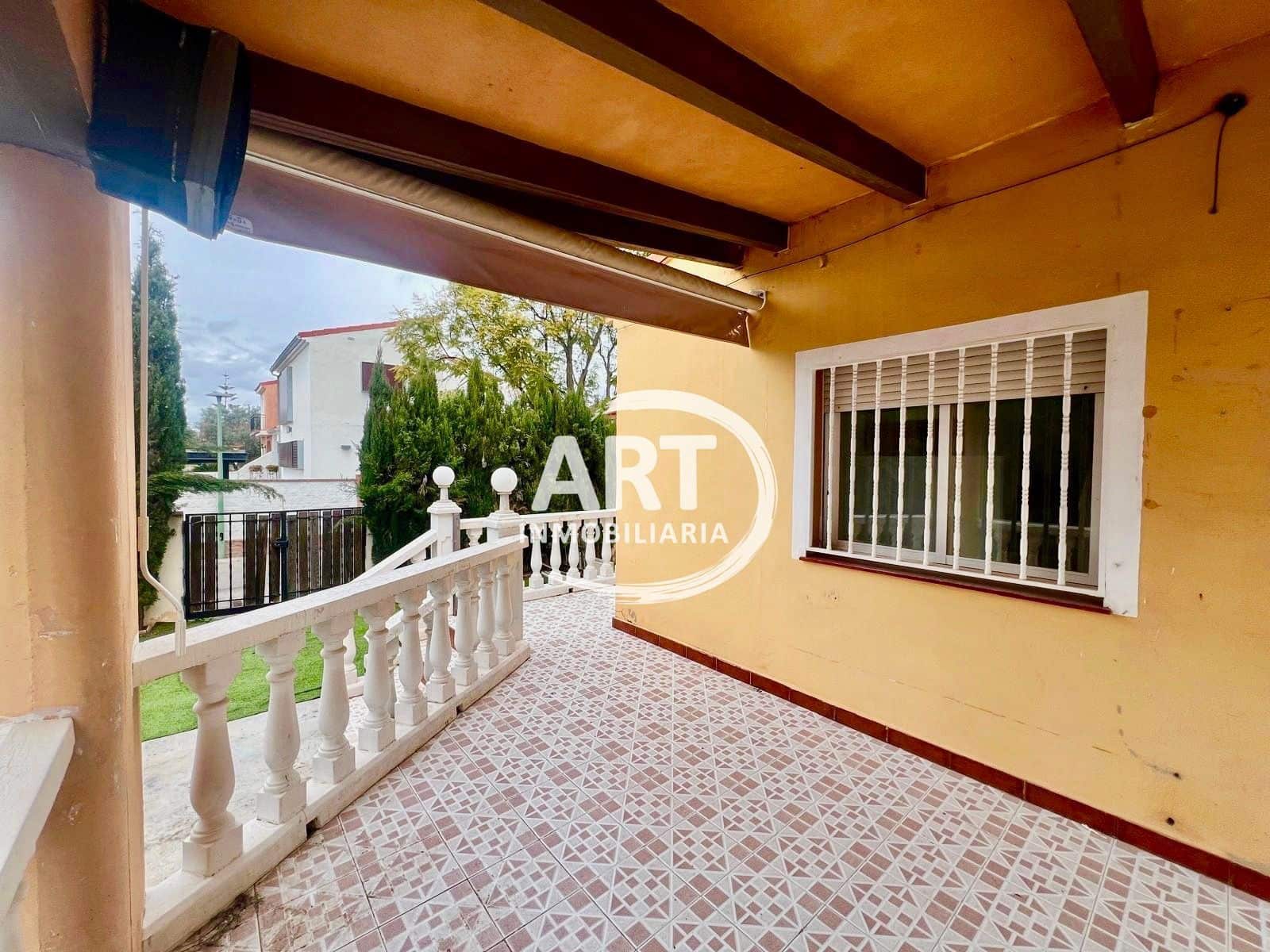 3 bedroom Villa for sale in L'Eliana - € 325,000 (Ref: 9526120)