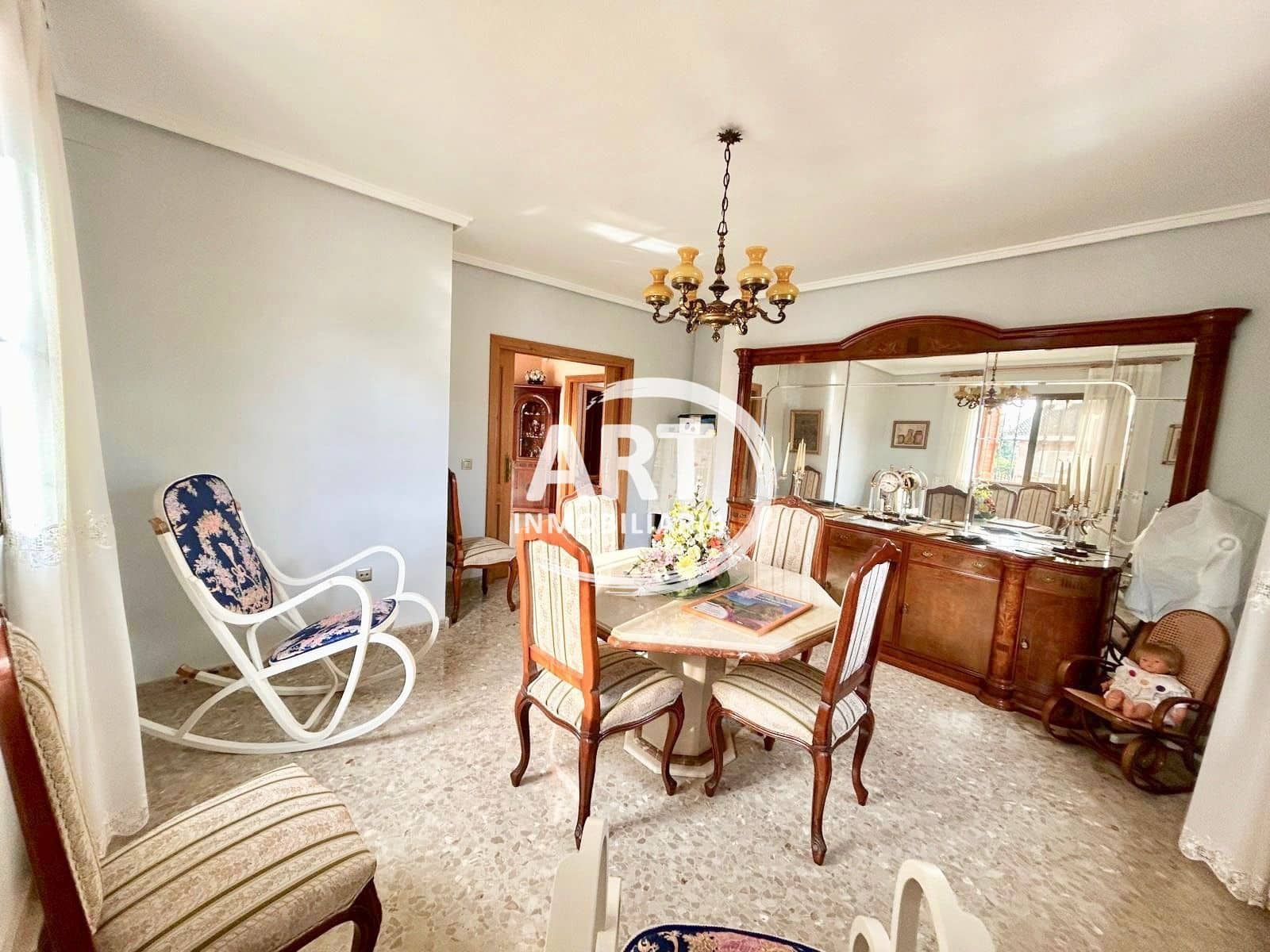 Chalet de 4 habitaciones en L'Eliana en venta con garaje - 690.000 € (Ref: 9526121)