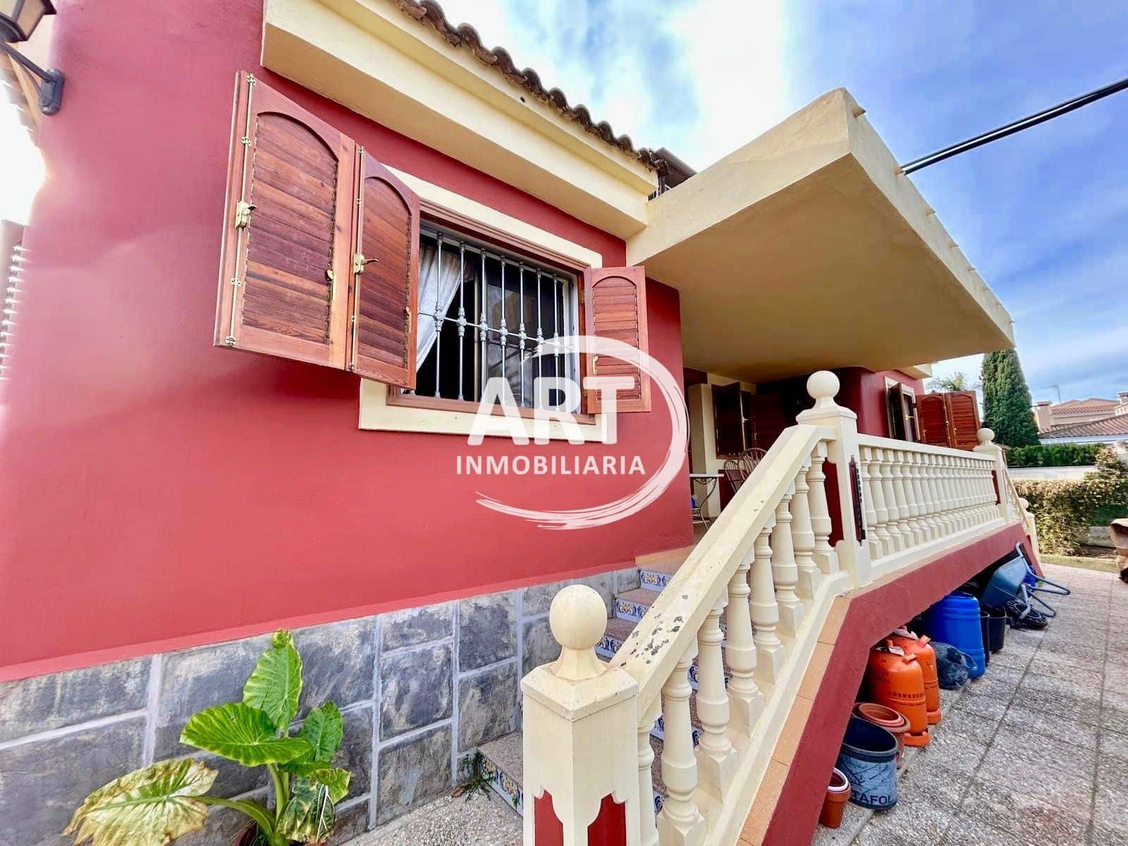 Chalet de 4 habitaciones en L'Eliana en venta con garaje - 690.000 € (Ref: 9526121)