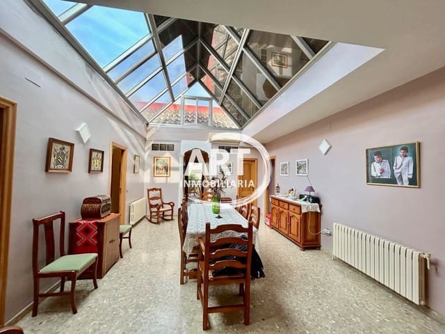 Chalet de 4 habitaciones en L'Eliana en venta con garaje - 690.000 € (Ref: 9526121)