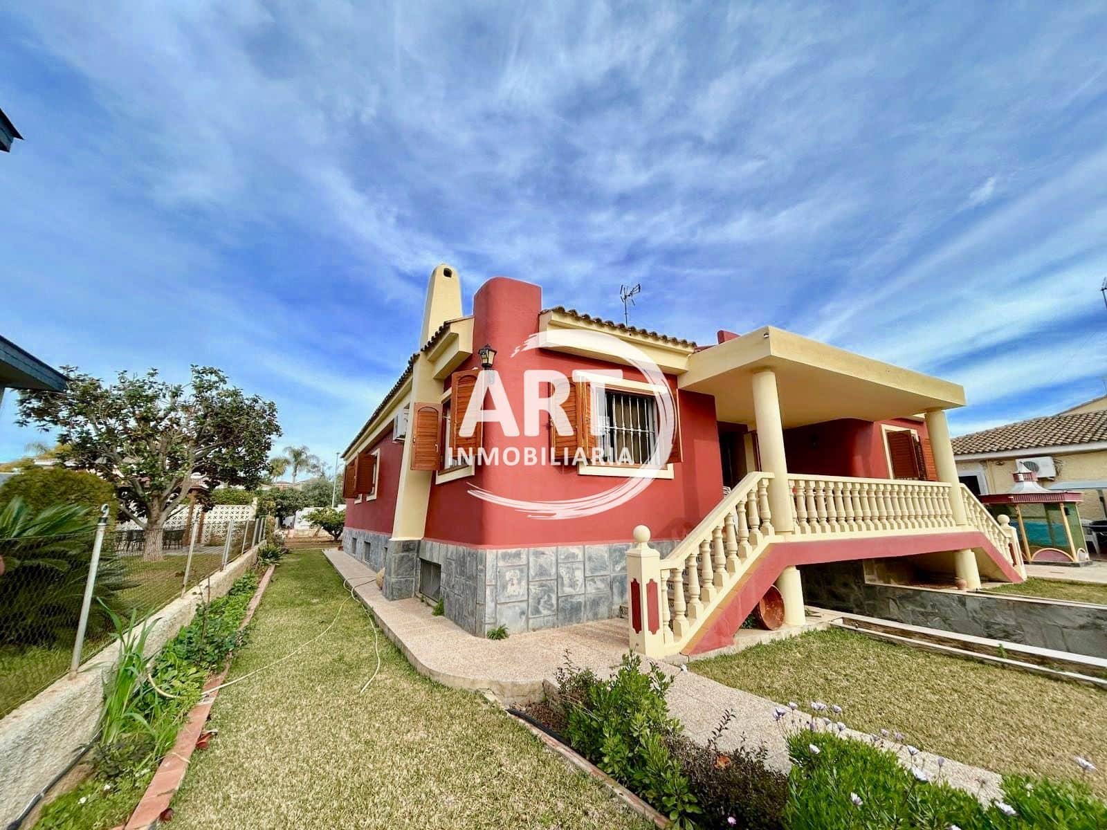 Chalet de 4 habitaciones en L'Eliana en venta con garaje - 690.000 € (Ref: 9526121)