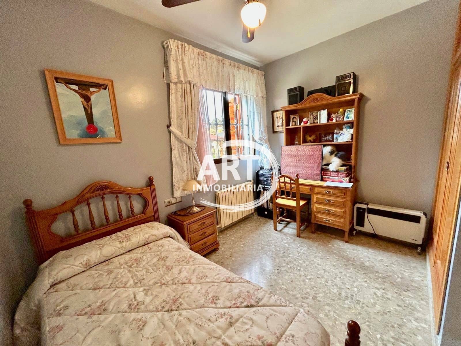 Chalet de 4 habitaciones en L'Eliana en venta con garaje - 690.000 € (Ref: 9526121)