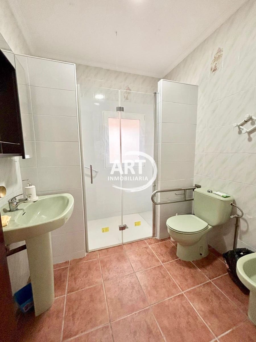 3 slaapkamer Huis te koop in L'Eliana met garage - € 330.000 (Ref: 9529414)