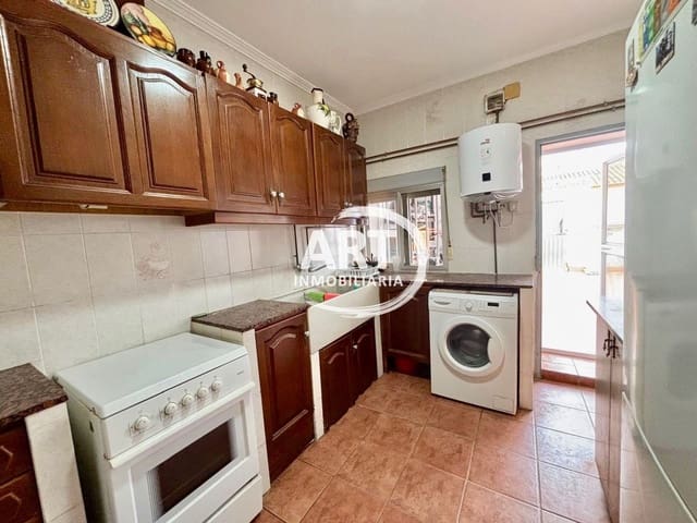 3 slaapkamer Huis te koop in L'Eliana met garage - € 330.000 (Ref: 9529414)