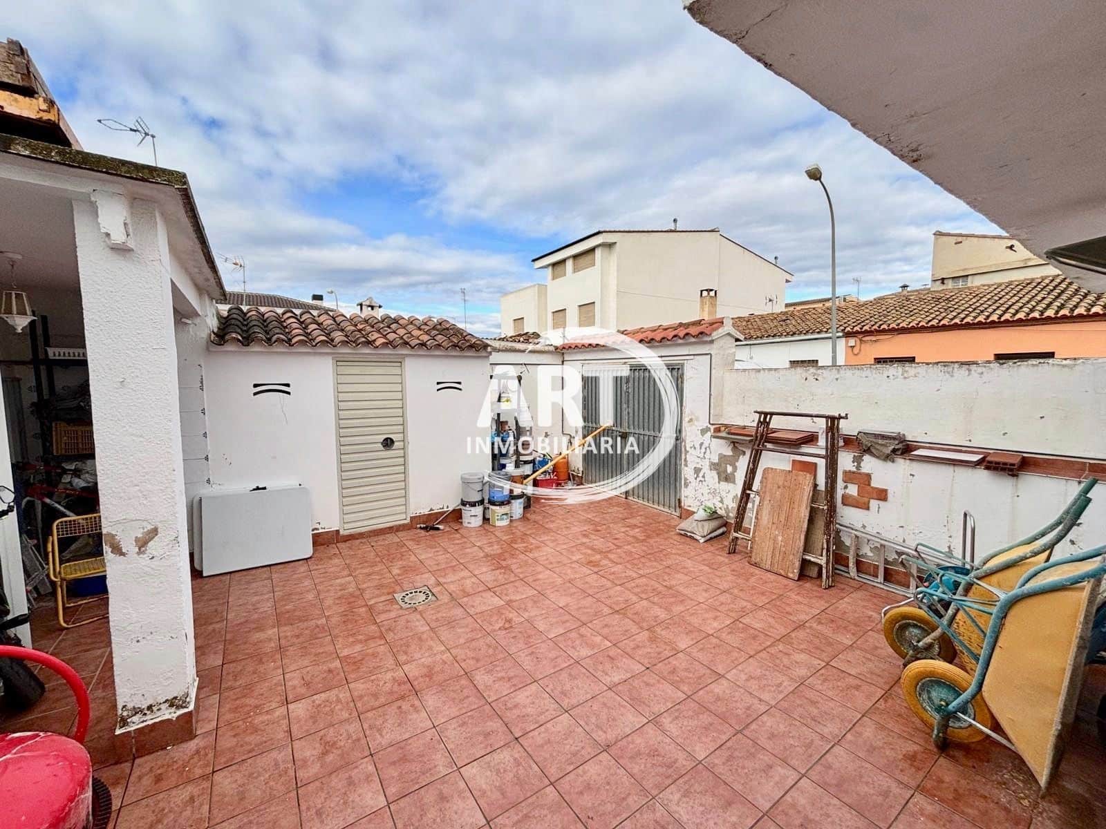 3 slaapkamer Huis te koop in L'Eliana met garage - € 330.000 (Ref: 9529414)