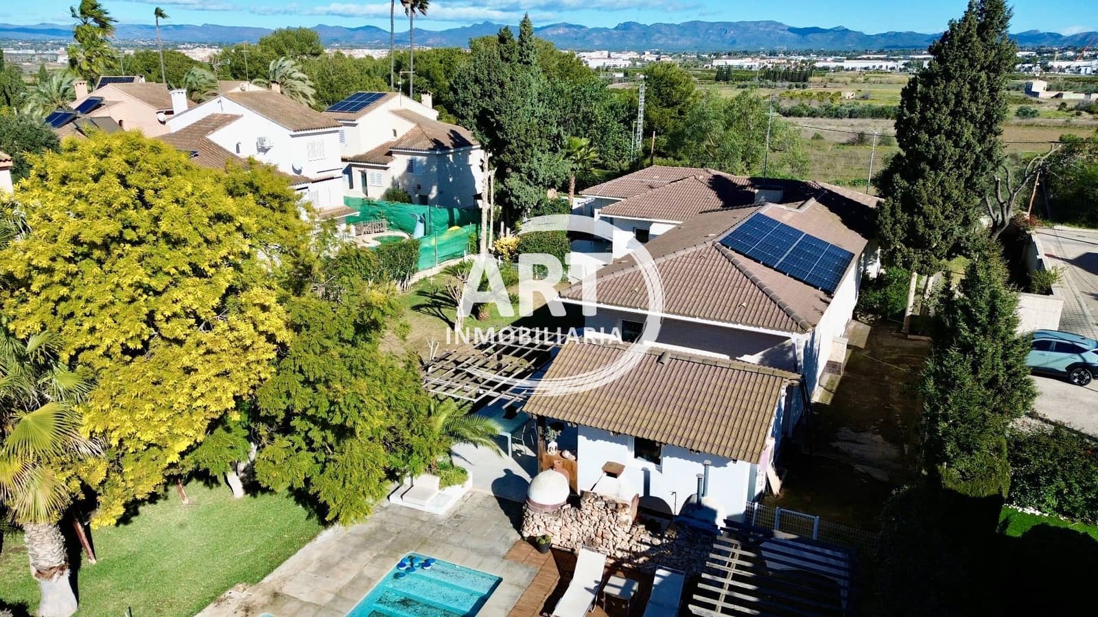 5 sypialnia Willa na sprzedaż w L'Eliana z basenem garażem - 925 000 € (Ref: 9540763)