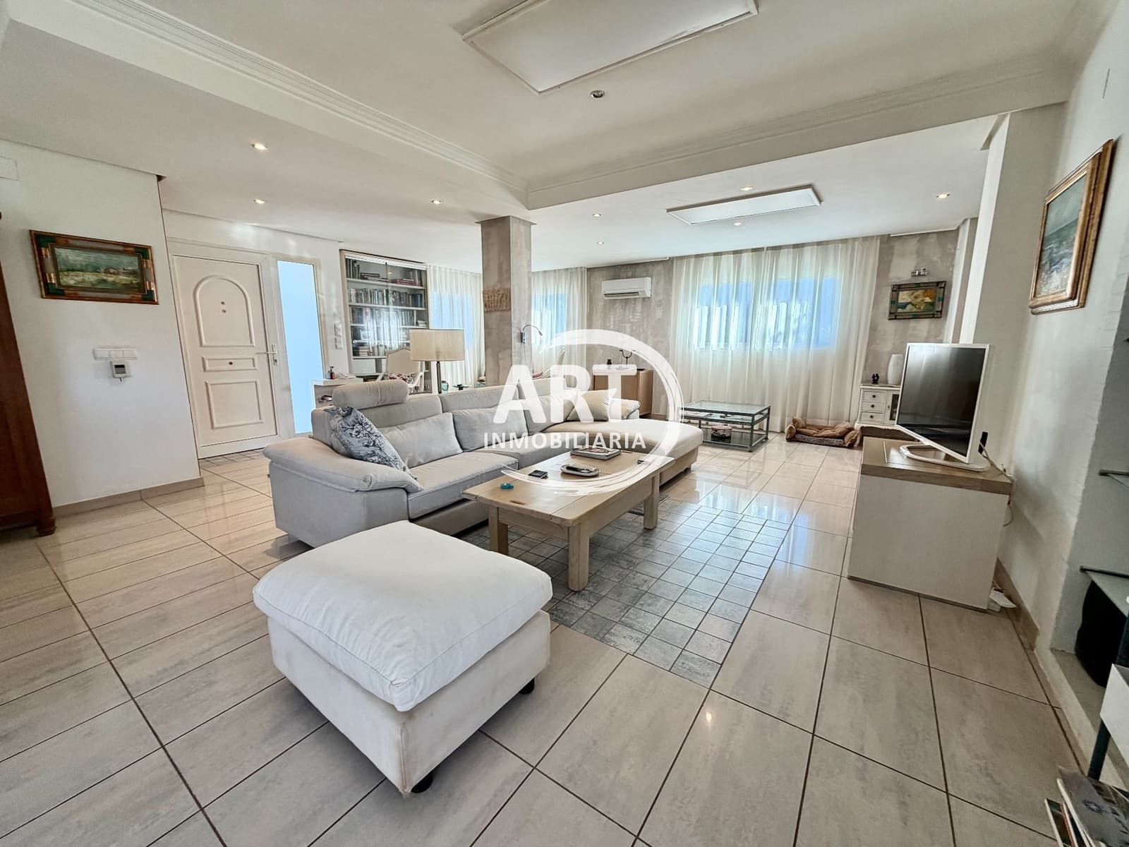 5 sypialnia Willa na sprzedaż w L'Eliana z basenem garażem - 925 000 € (Ref: 9540763)