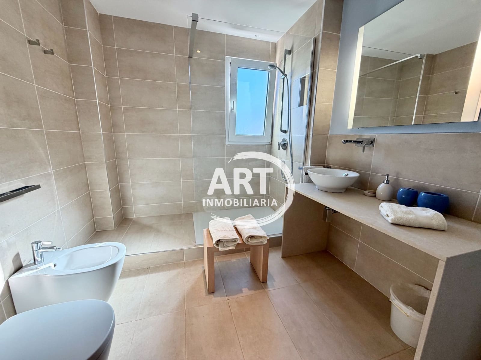 5 sypialnia Willa na sprzedaż w L'Eliana z basenem garażem - 925 000 € (Ref: 9540763)