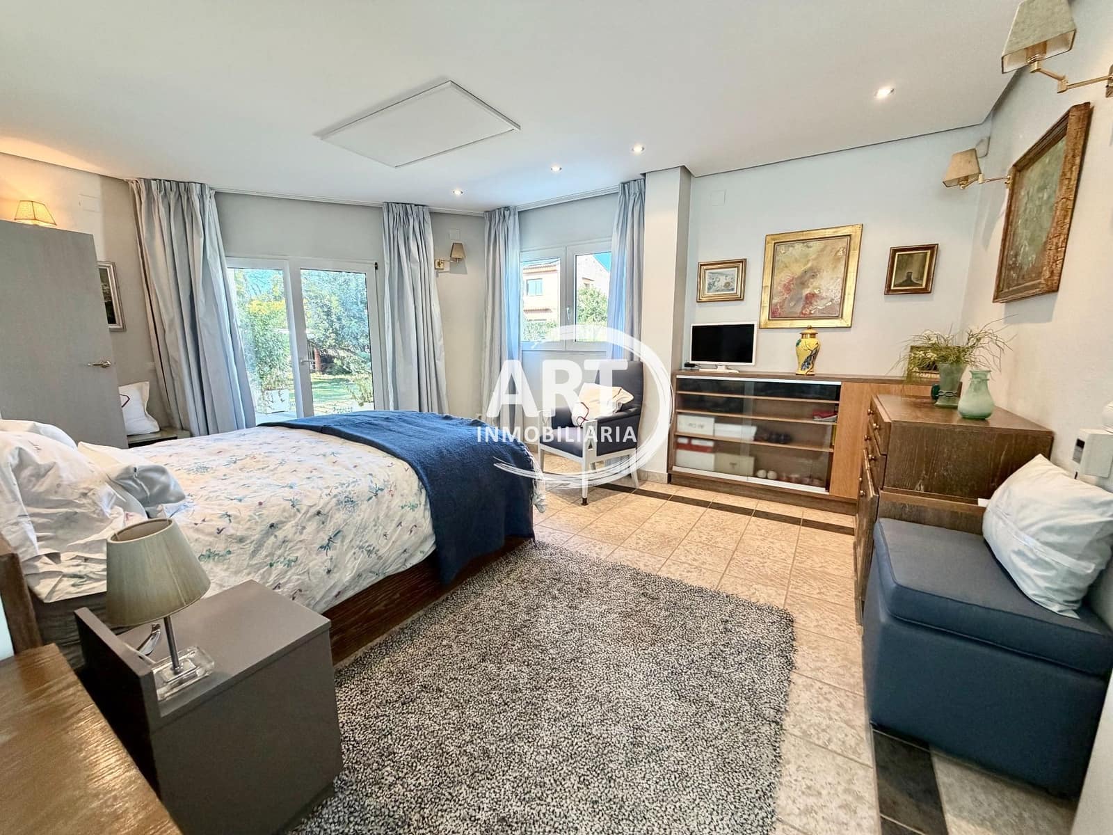 5 sypialnia Willa na sprzedaż w L'Eliana z basenem garażem - 925 000 € (Ref: 9540763)