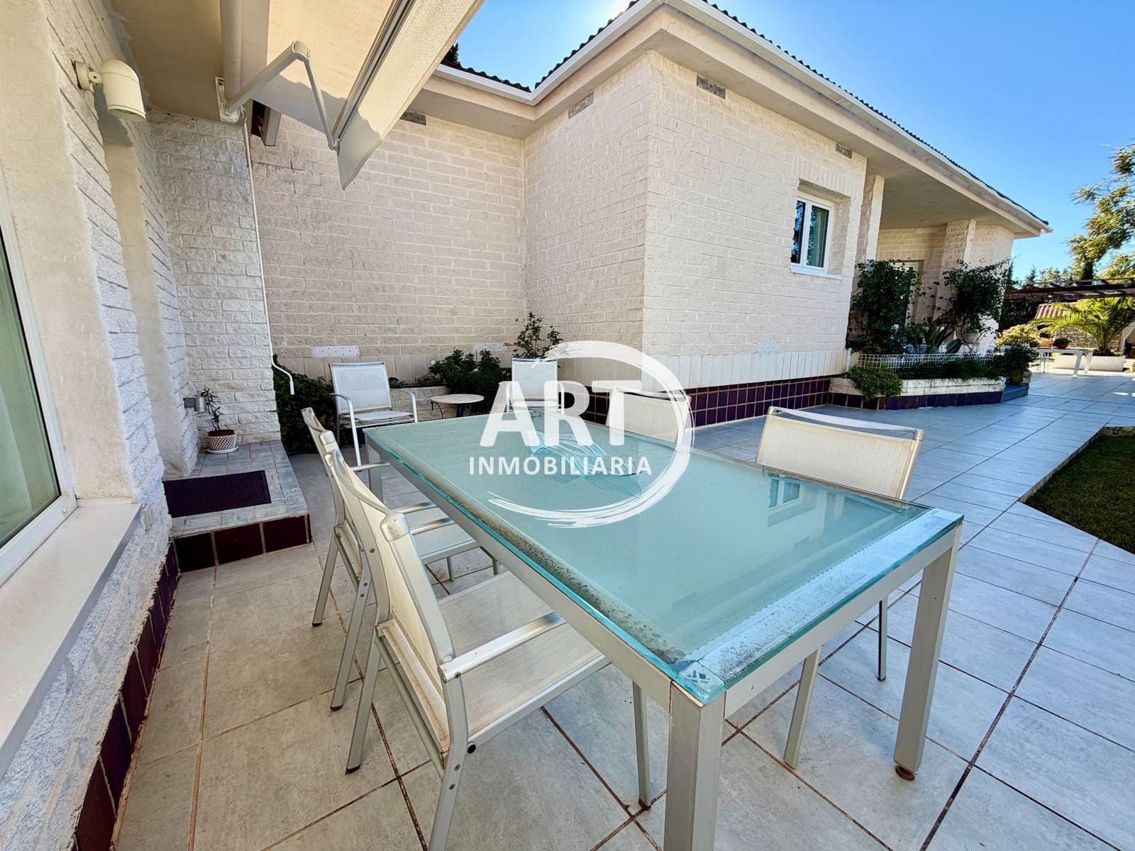 5 sypialnia Willa na sprzedaż w L'Eliana z basenem garażem - 925 000 € (Ref: 9540763)