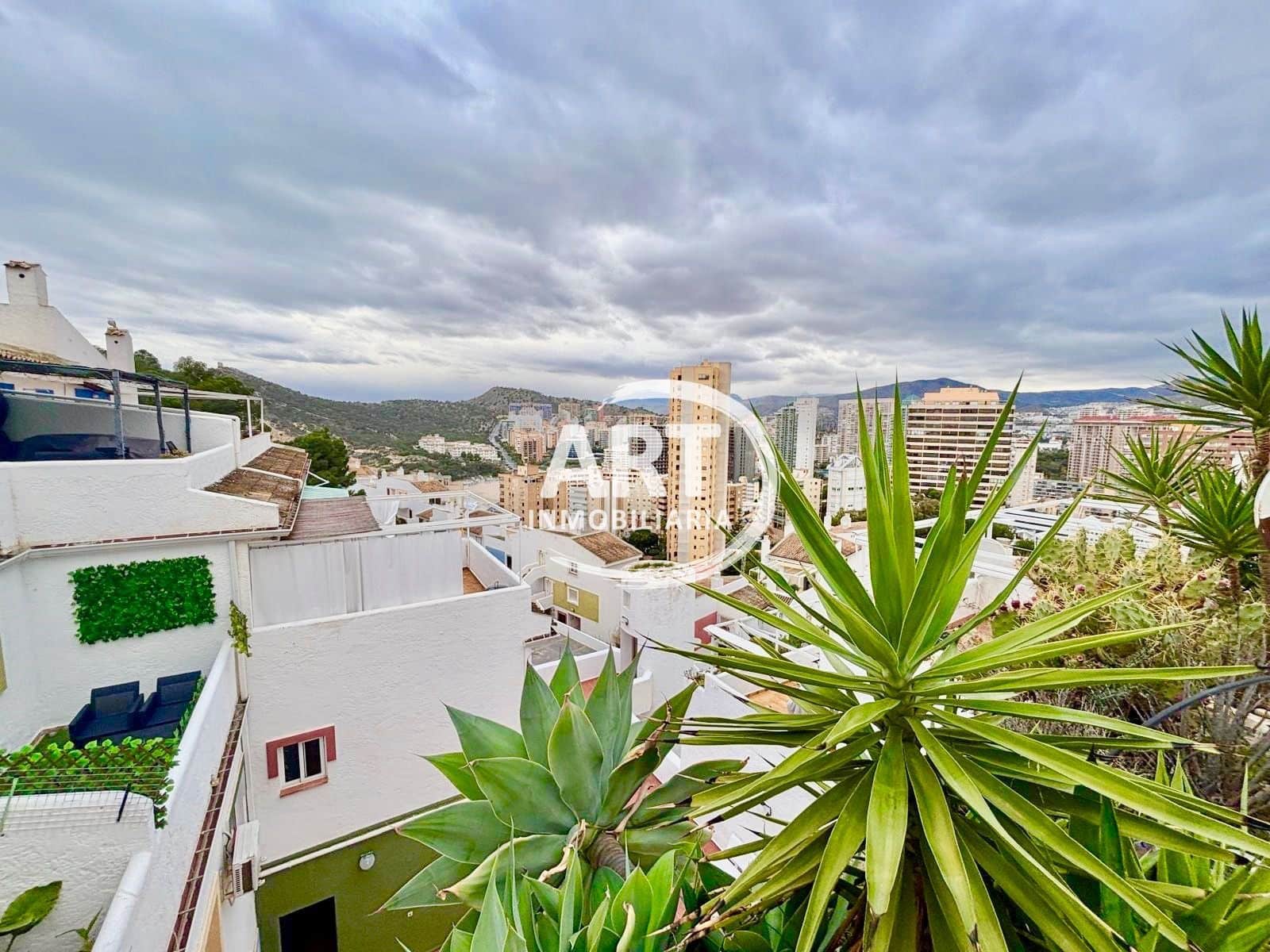 Studio til salgs i Benidorm med svømmebasseng garasje - € 159 000 (Ref: 9547543)